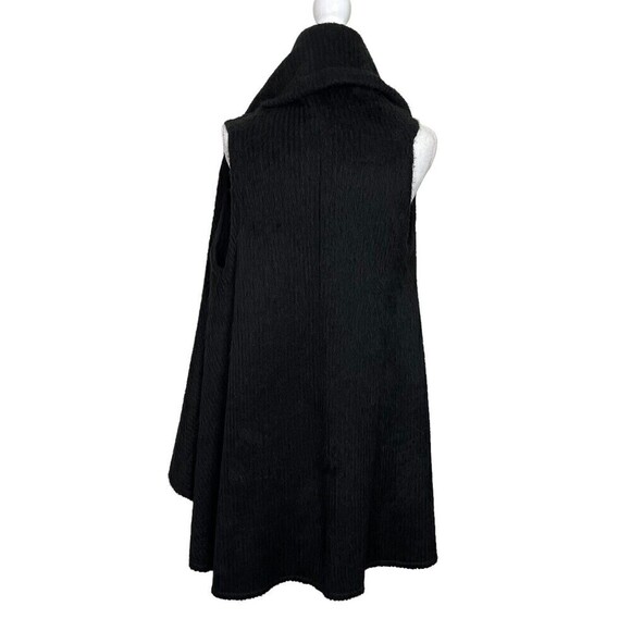 Welcome to my closet! - Picture 6 of 9